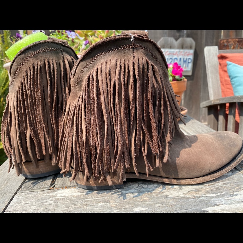 Liberty Black Brown Fringe Booties Size 7 Like New